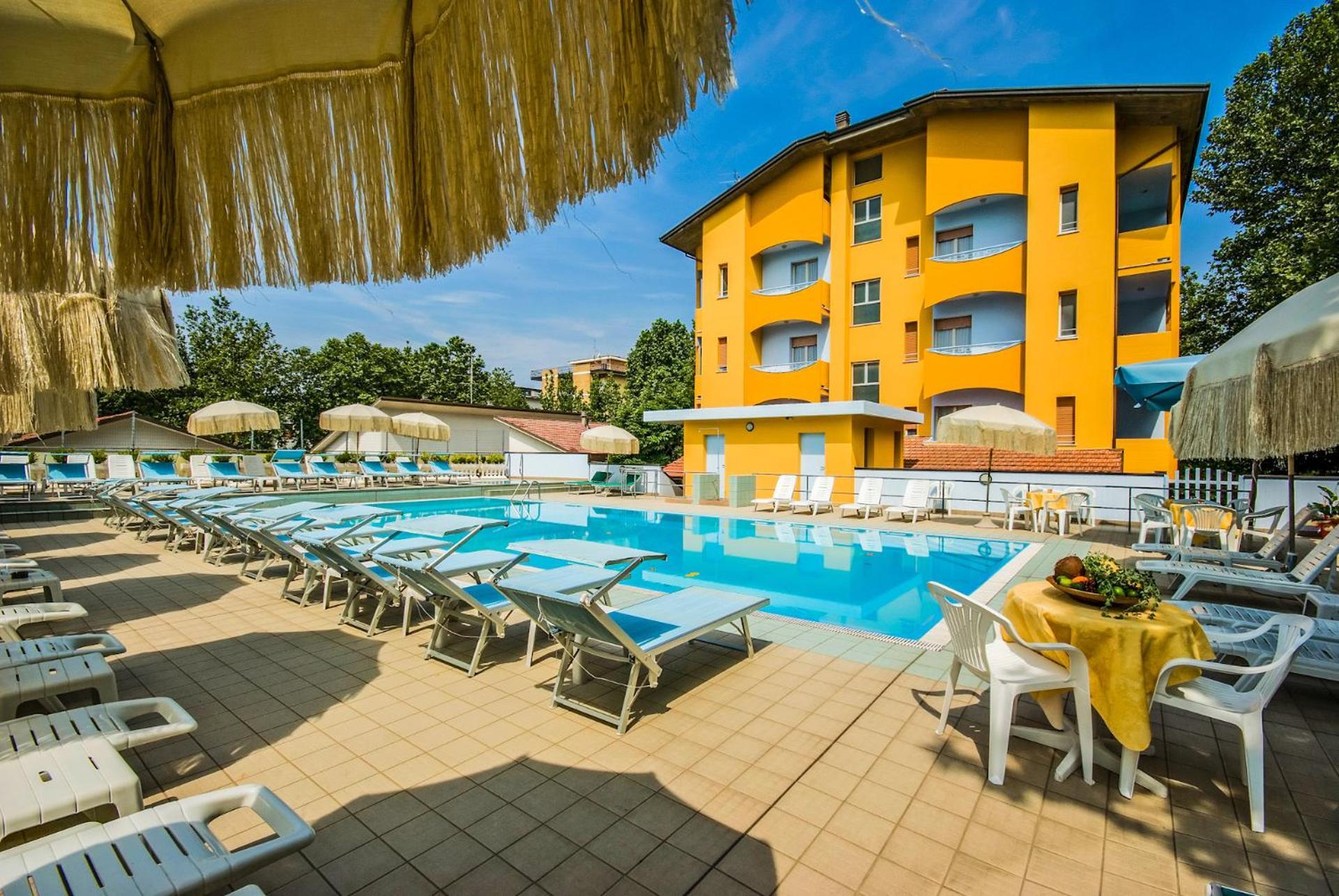 Hotel & Residence Parador Cesenatico Exterior foto
